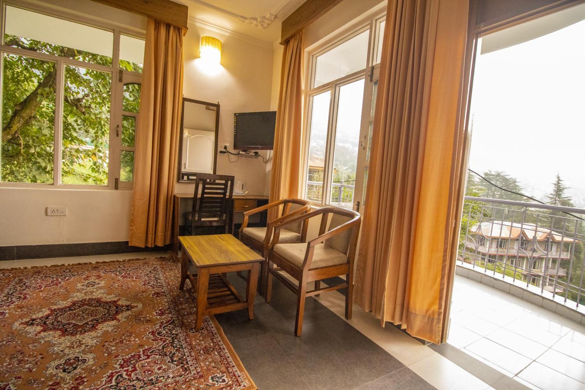 Wow Stayz2 Hotel The Lodge Дармсала Экстерьер фото