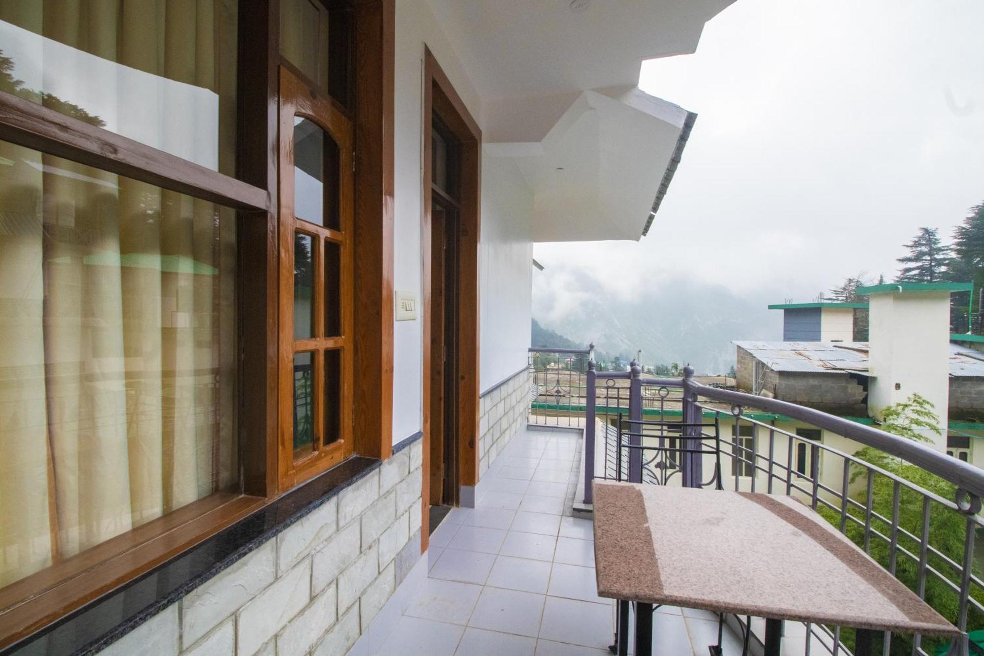 Wow Stayz2 Hotel The Lodge Дармсала Экстерьер фото