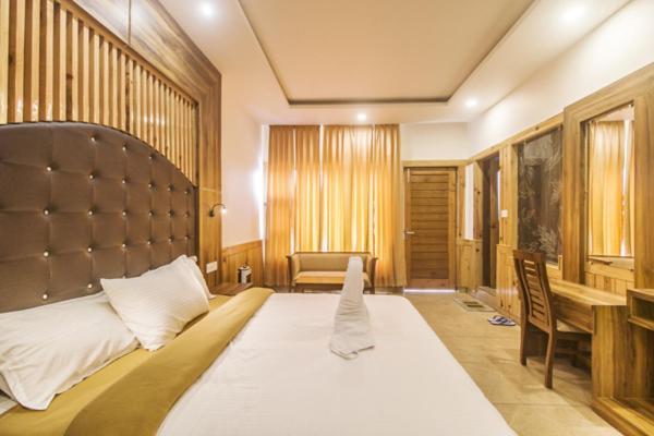 Wow Stayz2 Hotel The Lodge Дармсала Экстерьер фото