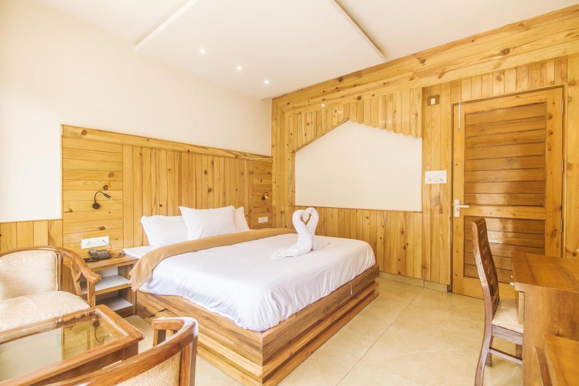 Wow Stayz2 Hotel The Lodge Дармсала Экстерьер фото