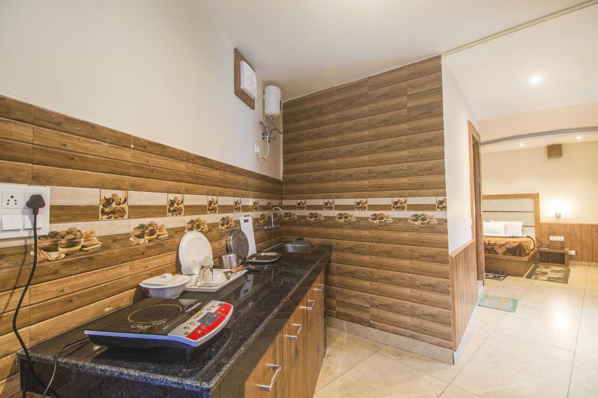 Wow Stayz2 Hotel The Lodge Дармсала Экстерьер фото